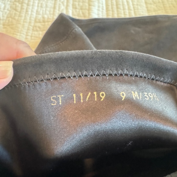 Stuart Weitzman Tieland Suede Over the Knee Boots - Picture 6 of 7